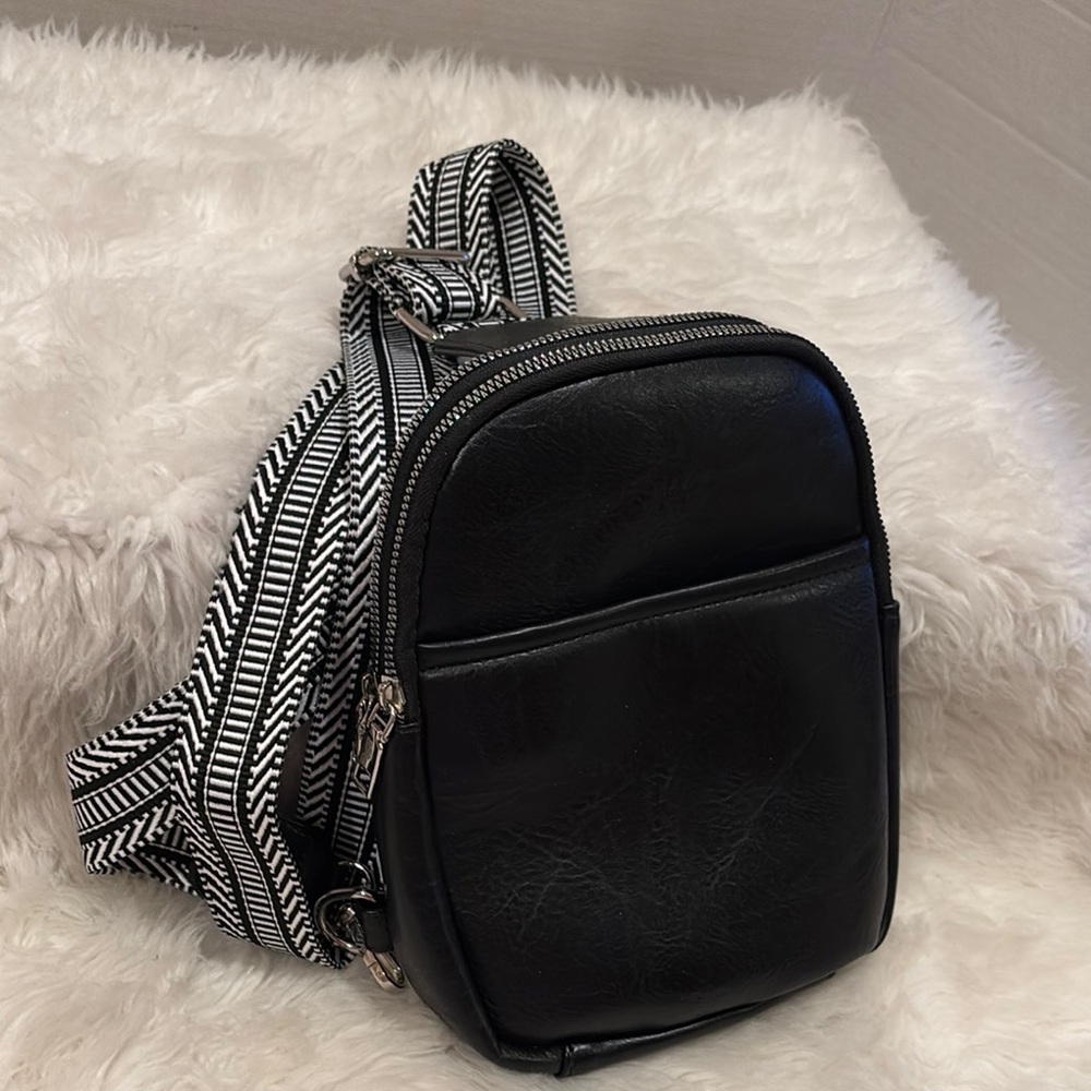 Black PU Leather Sling Style Crossbody Bag EUC